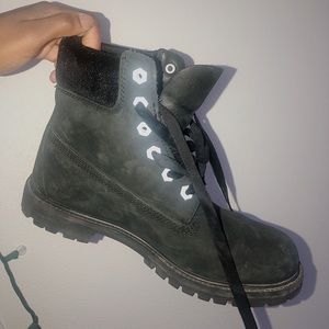 TIMBERLAND Black Boots
